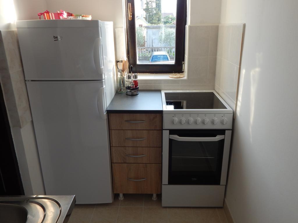 Apartment Knez Kotorska Tivat Dış mekan fotoğraf